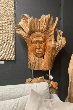 Indiaan uit wortel teak hout gesneden 210cm
