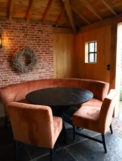 Ronde eetkamerbank met 2 stoelen