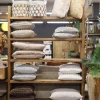 Stoer boekenrek oud hout