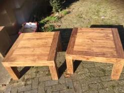 Vierkante grove teakhouten salontafel