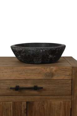 Zwarte oude houten schaal